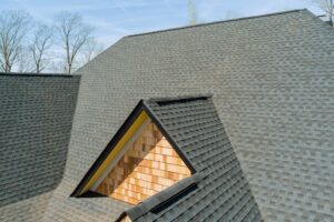 Asphalt Shingles vs Metal Roofing for Indiana Homes